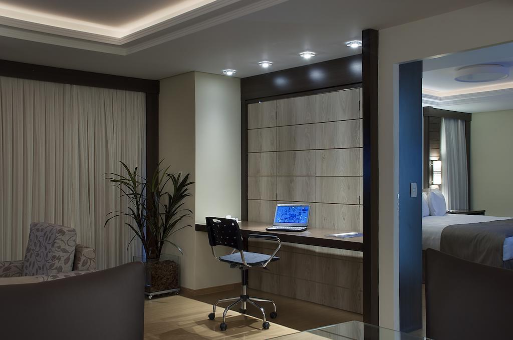 Master Premium Palace Porto Alegre Exterior foto